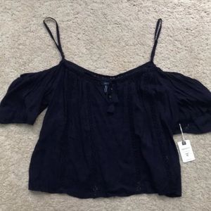 FOREVER21 ☆ Knit Cold Shoulder Top